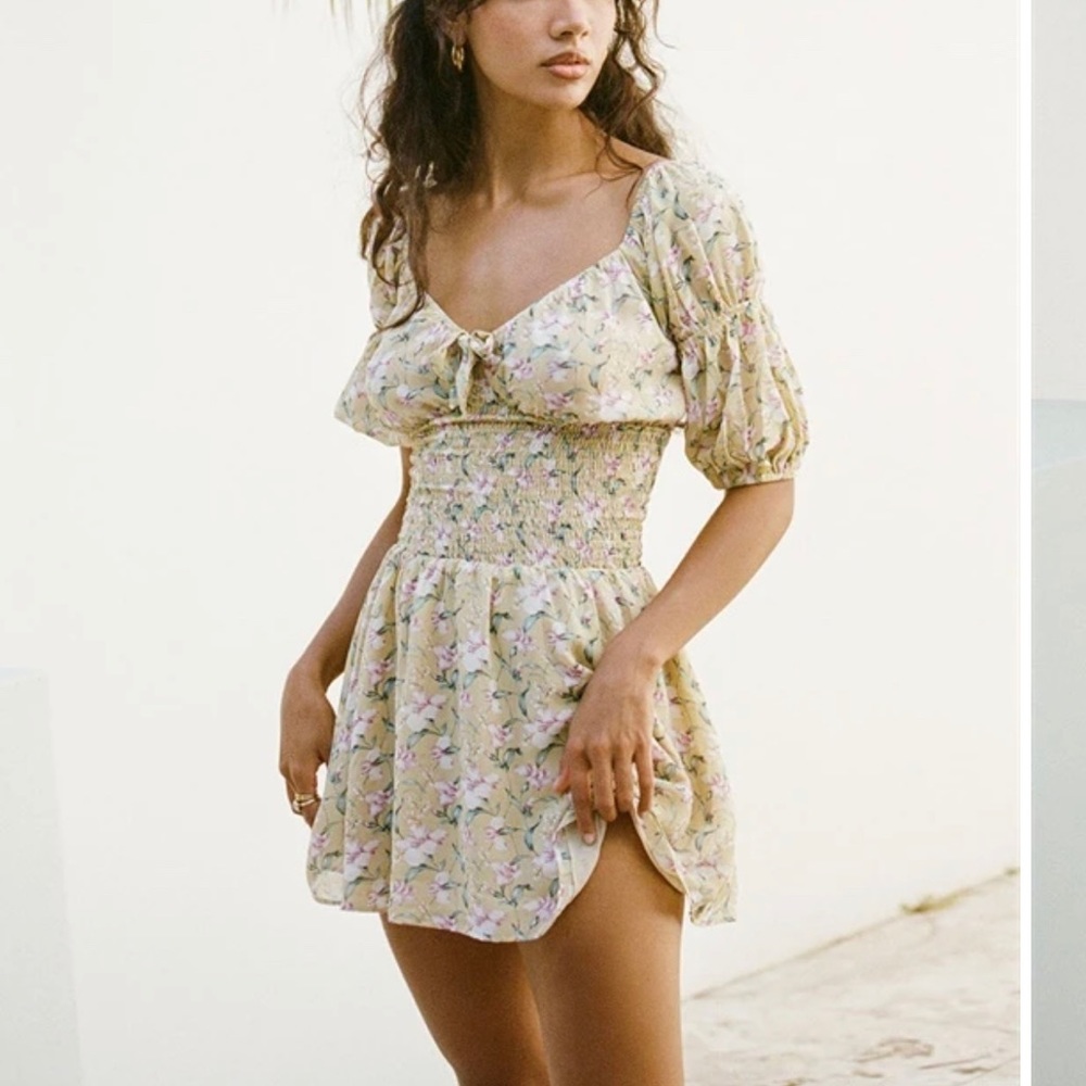 Saboskirt Faithe Sweetheart Shirred Mini Dress